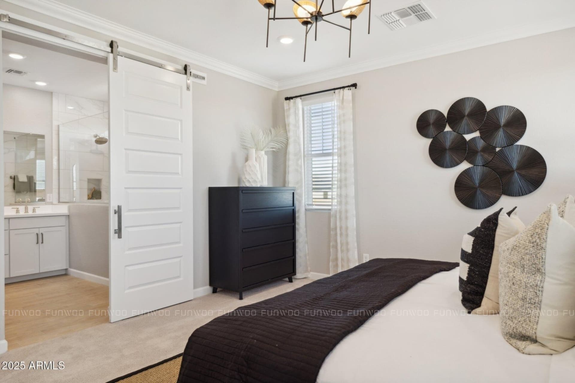 亞利桑那州鳳凰城｜北區新世代生活居所 slide