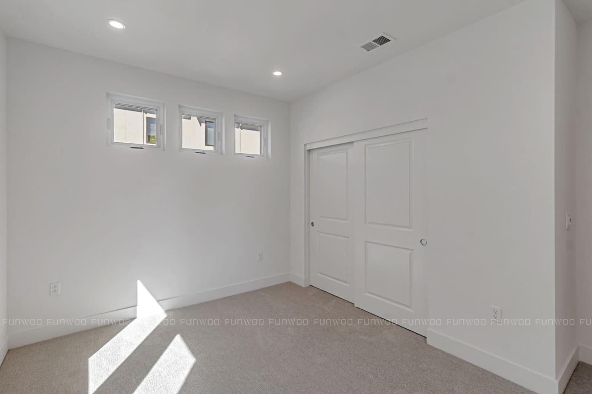 https://cdn.funwoo.com.tw/inventory/funwoo_assets/2c4ba2a96d9aeea040c1dade0c520112ca770a53.jpeg