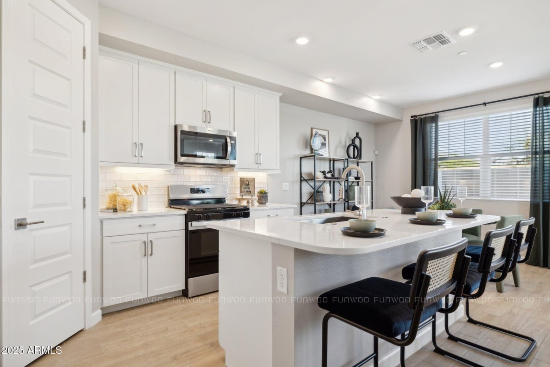 亞利桑那州鳳凰城｜北區新世代生活居所 slide