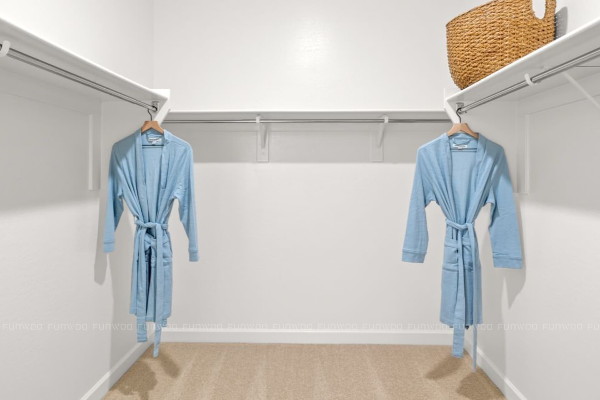 https://cdn.funwoo.com.tw/inventory/funwoo_assets/fb9799123849b07dfa10a78336a0303b9307b346.jpeg